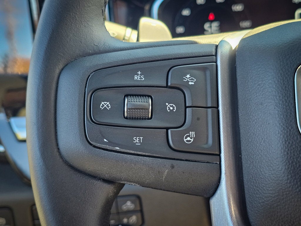 2023 GMC Sierra 1500 4WD Crew Cab Short Box SLT
