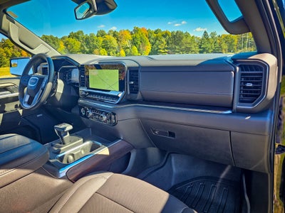 2023 GMC Sierra 1500 4WD Crew Cab Short Box SLT
