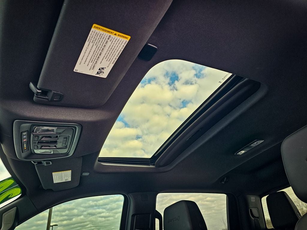 2024 GMC Sierra 1500 4WD Crew Cab Short Box AT4