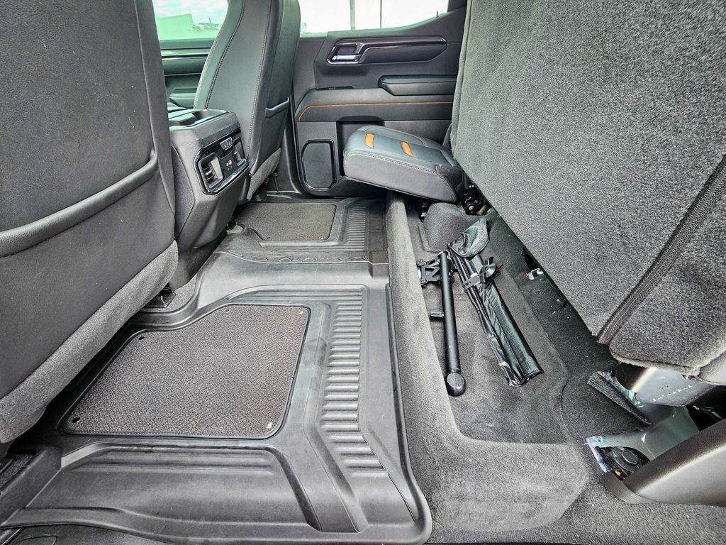 2024 GMC Sierra 1500 4WD Crew Cab Short Box AT4