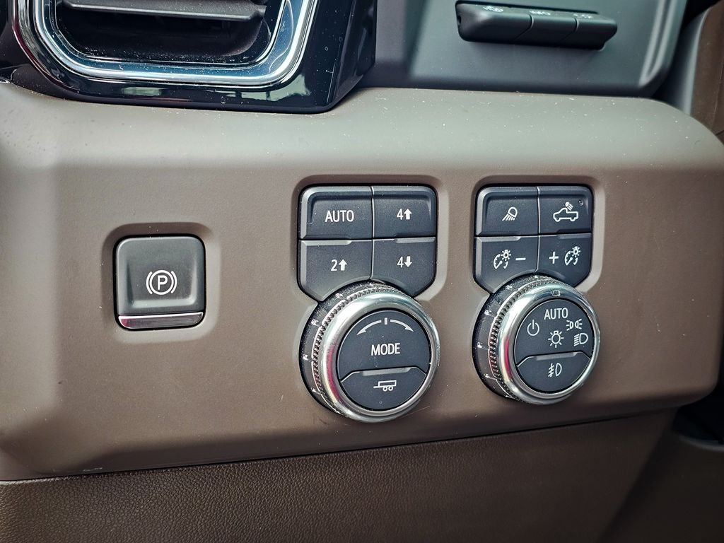 2024 GMC Sierra 1500 4WD Crew Cab Short Box Denali