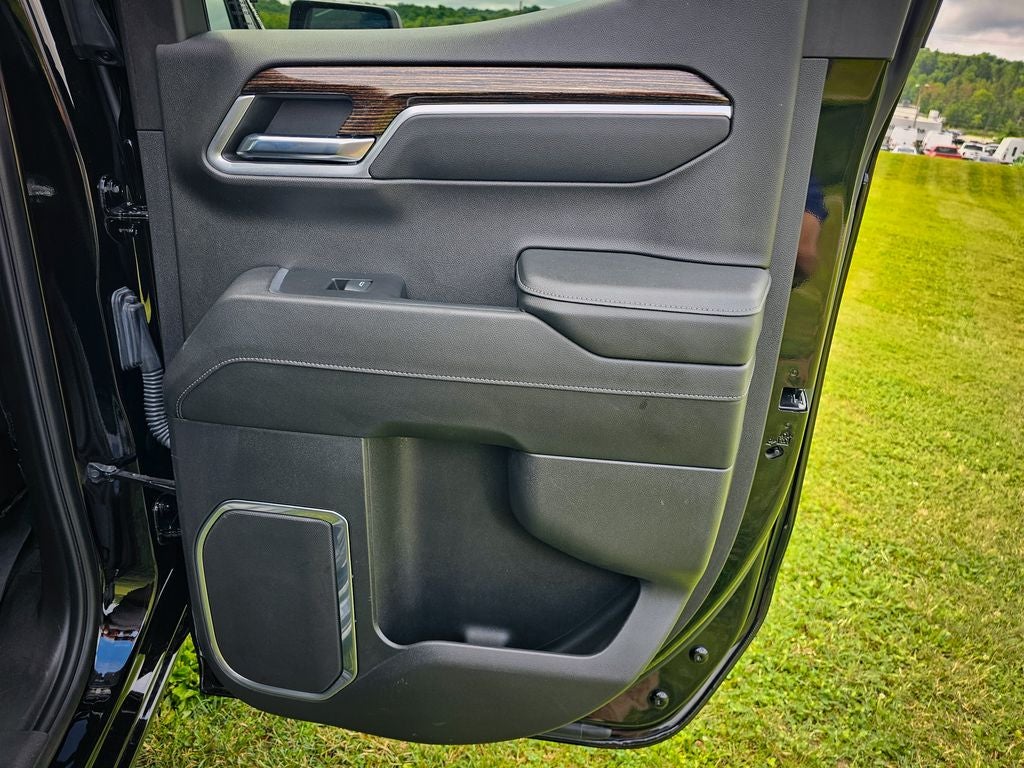 2023 GMC Sierra 1500 4WD Double Cab Standard Box Elevation with 3SB