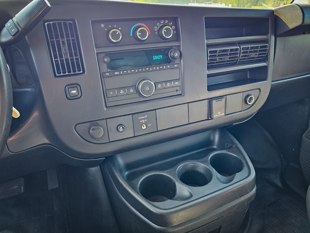 2017 GMC Savana 2500 Work Van