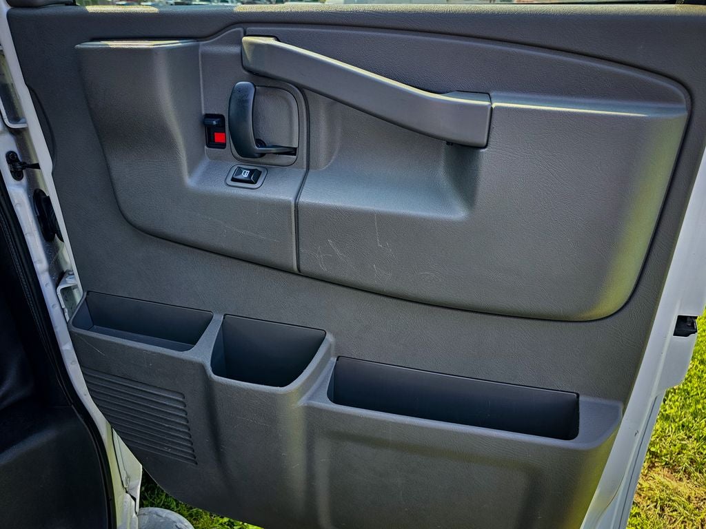 2017 GMC Savana 2500 Work Van