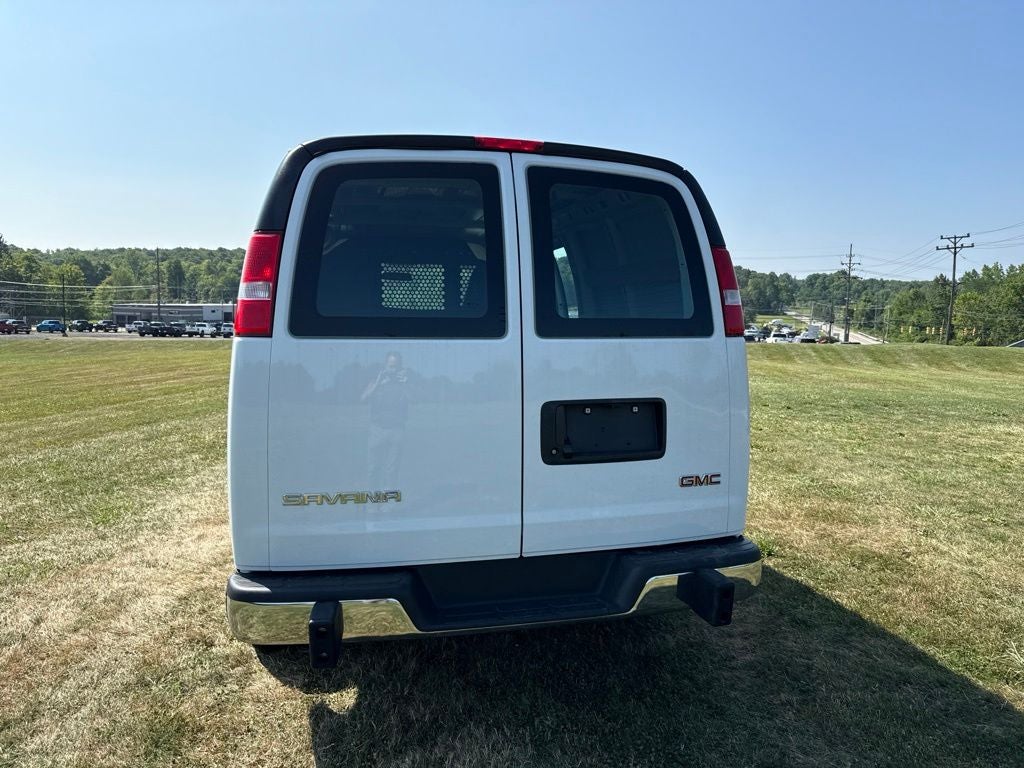 2025 GMC Savana Cargo RWD 2500 Regular Wheelbase Work Van