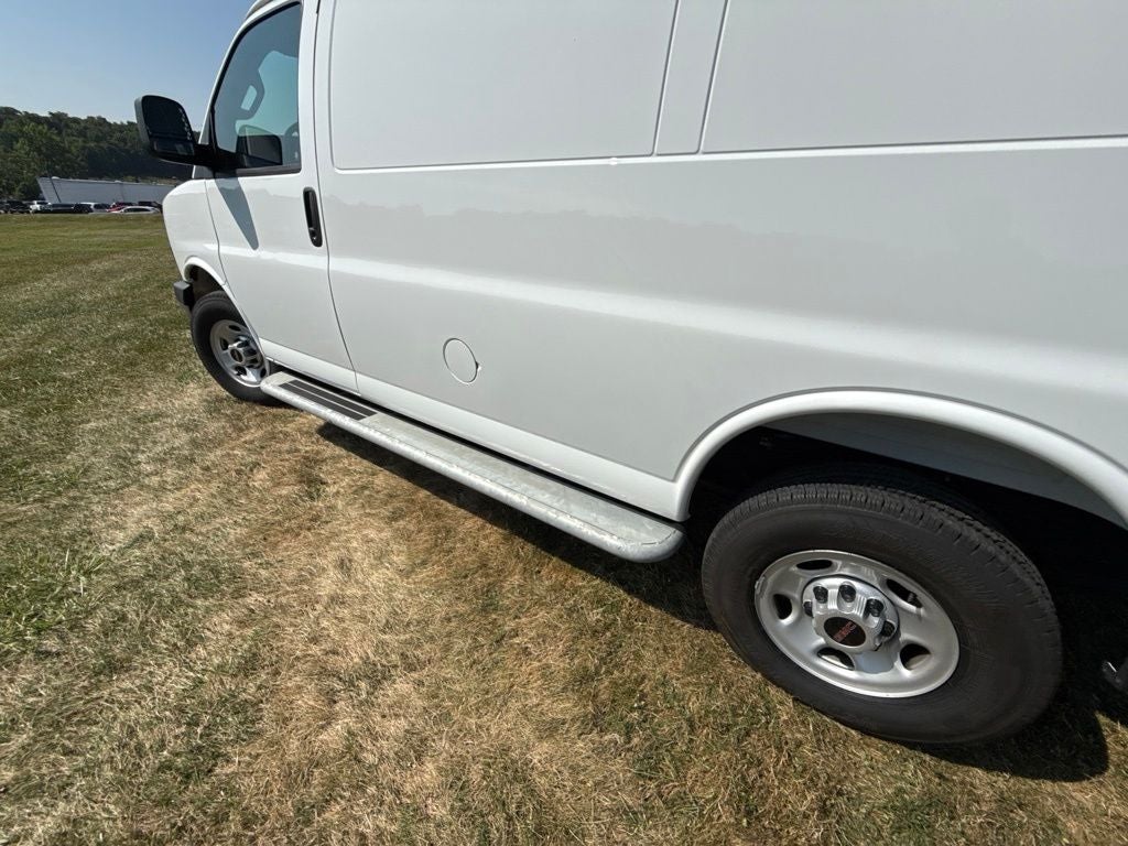 2025 GMC Savana Cargo RWD 2500 Regular Wheelbase Work Van