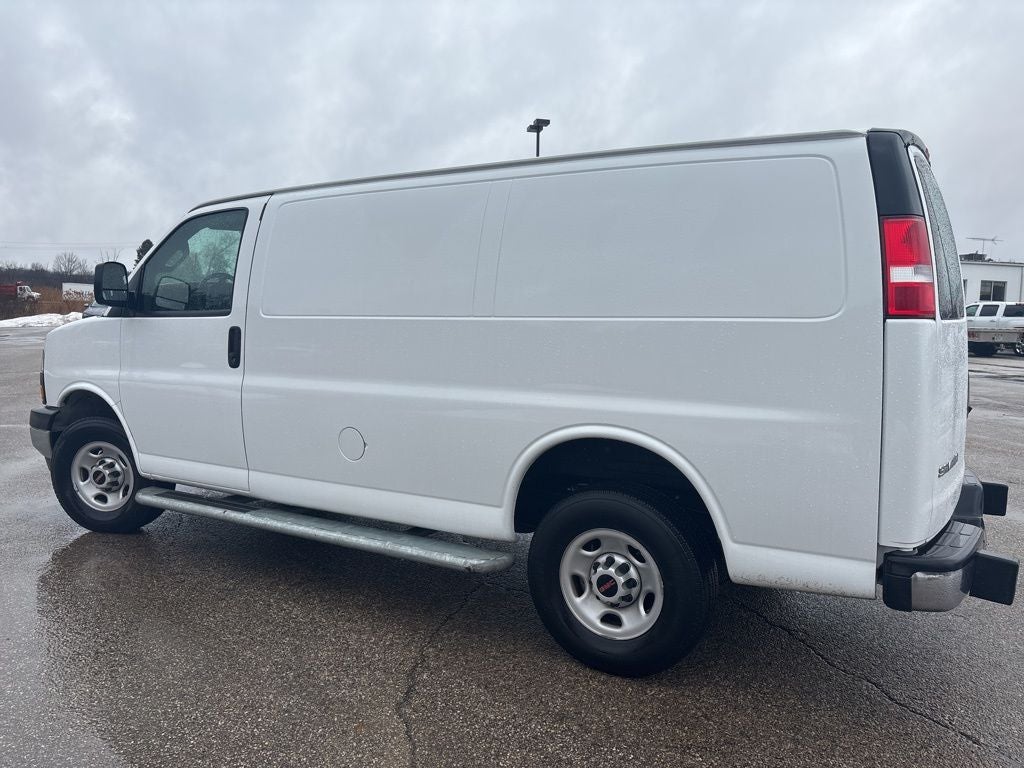 2024 GMC Savana Cargo RWD 2500 Regular Wheelbase Work Van