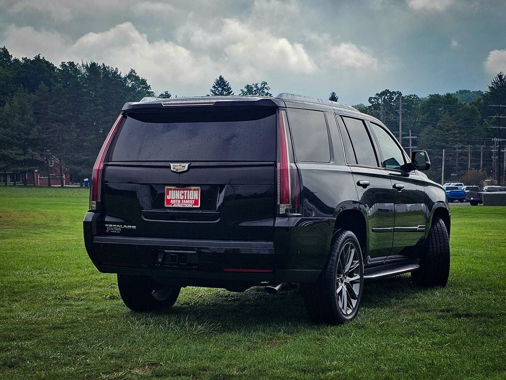 2020 Cadillac Escalade 2WD Luxury