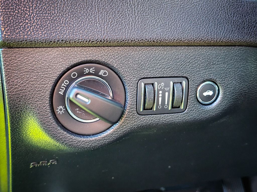 2016 Chrysler 300 Limited