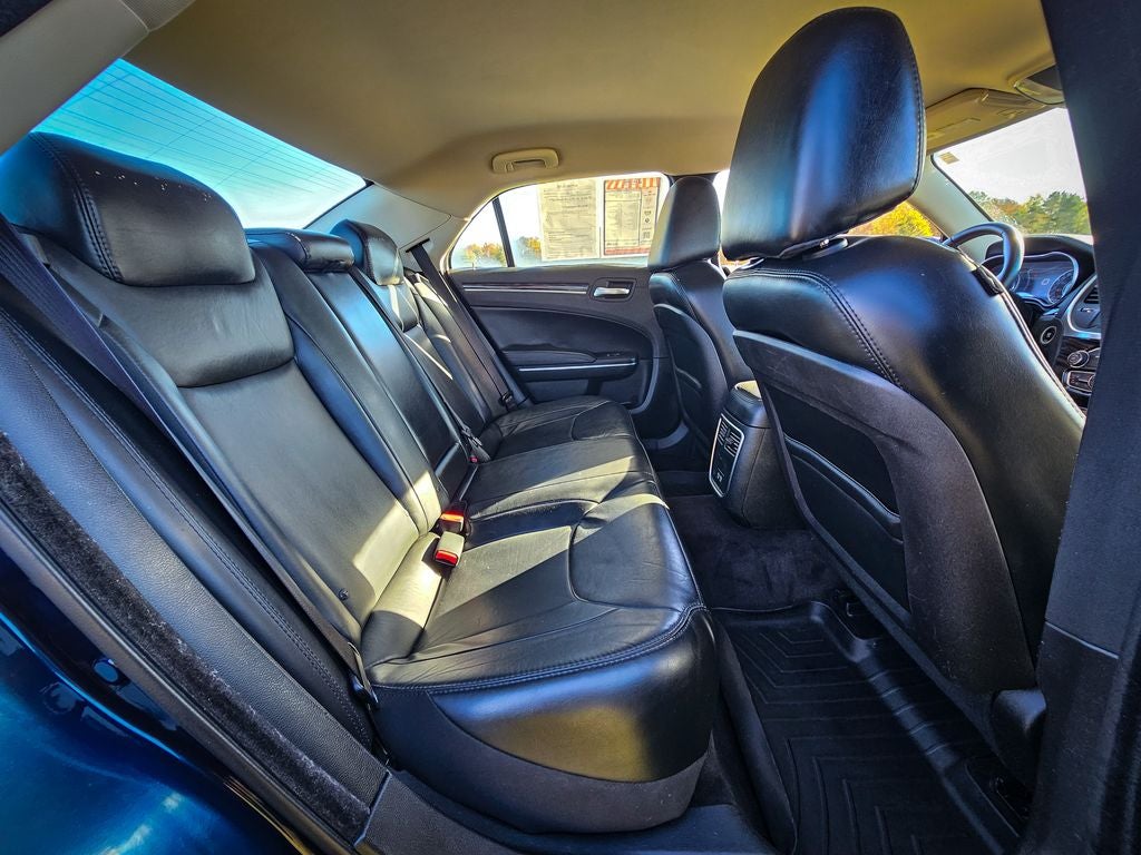 2016 Chrysler 300 Limited