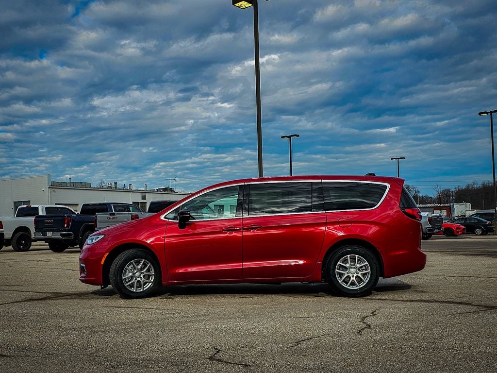 2026 Chrysler Pacifica PACIFICA SELECT