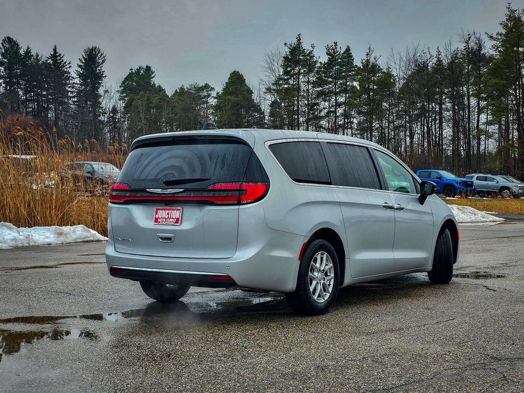 2026 Chrysler Pacifica PACIFICA SELECT