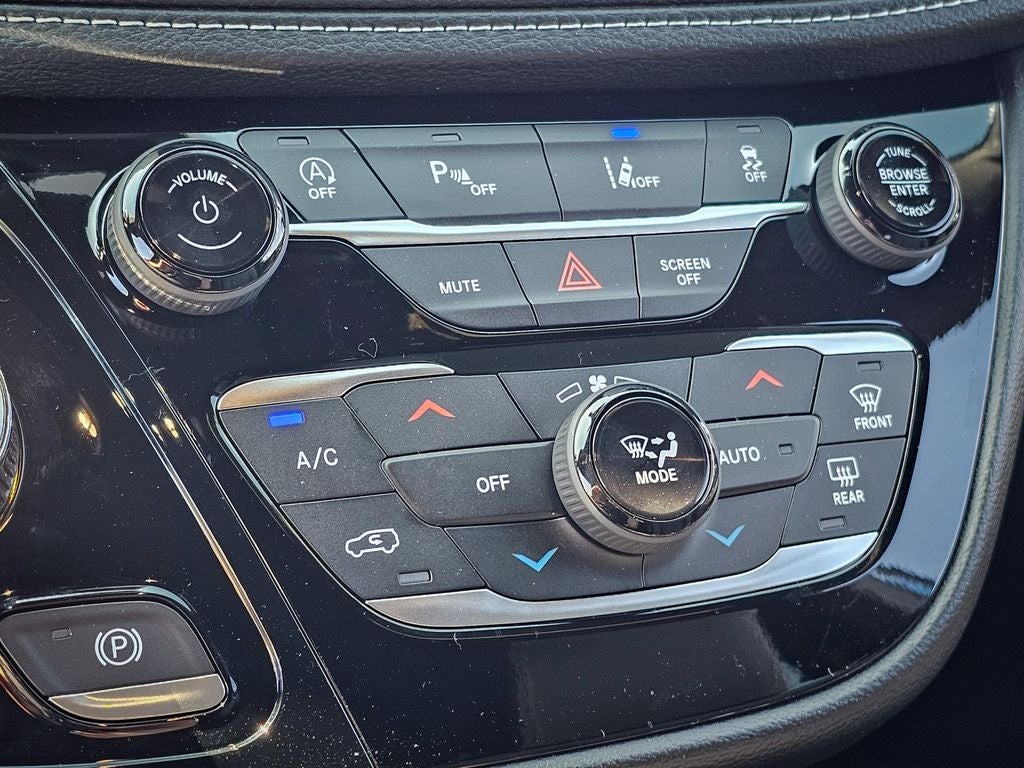 2027 Chrysler Pacifica PACIFICA SELECT