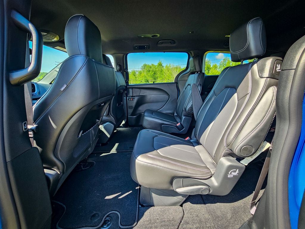 2027 Chrysler Pacifica PACIFICA SELECT