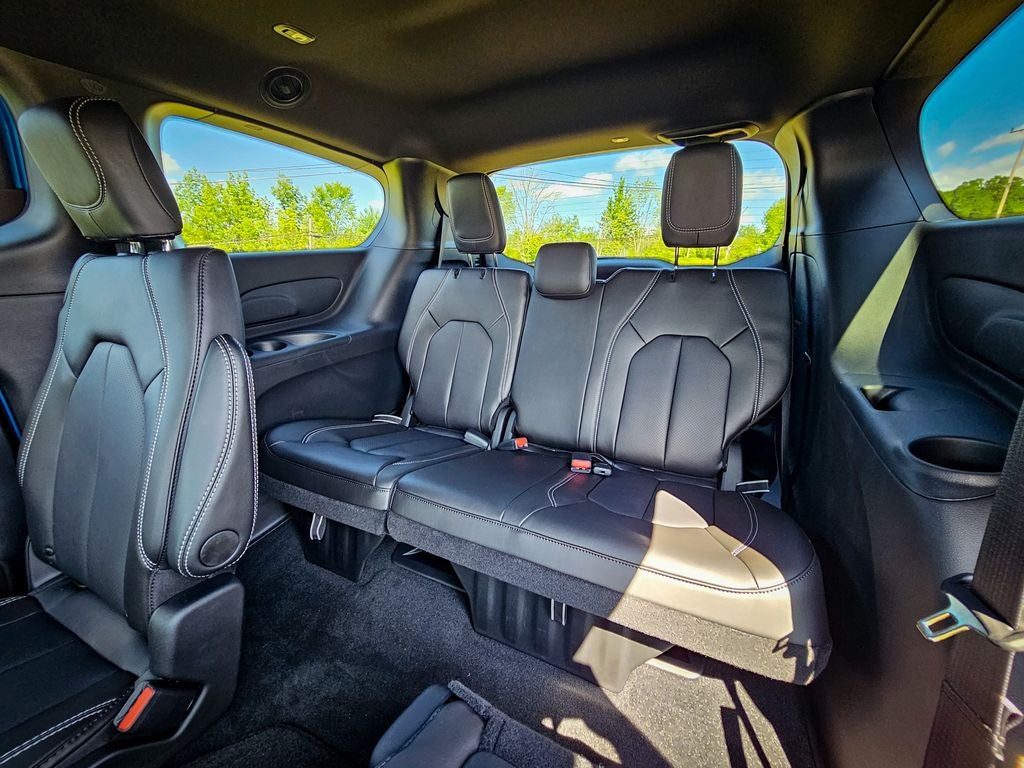 2027 Chrysler Pacifica PACIFICA SELECT