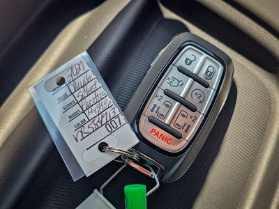 2027 Chrysler Pacifica PACIFICA SELECT