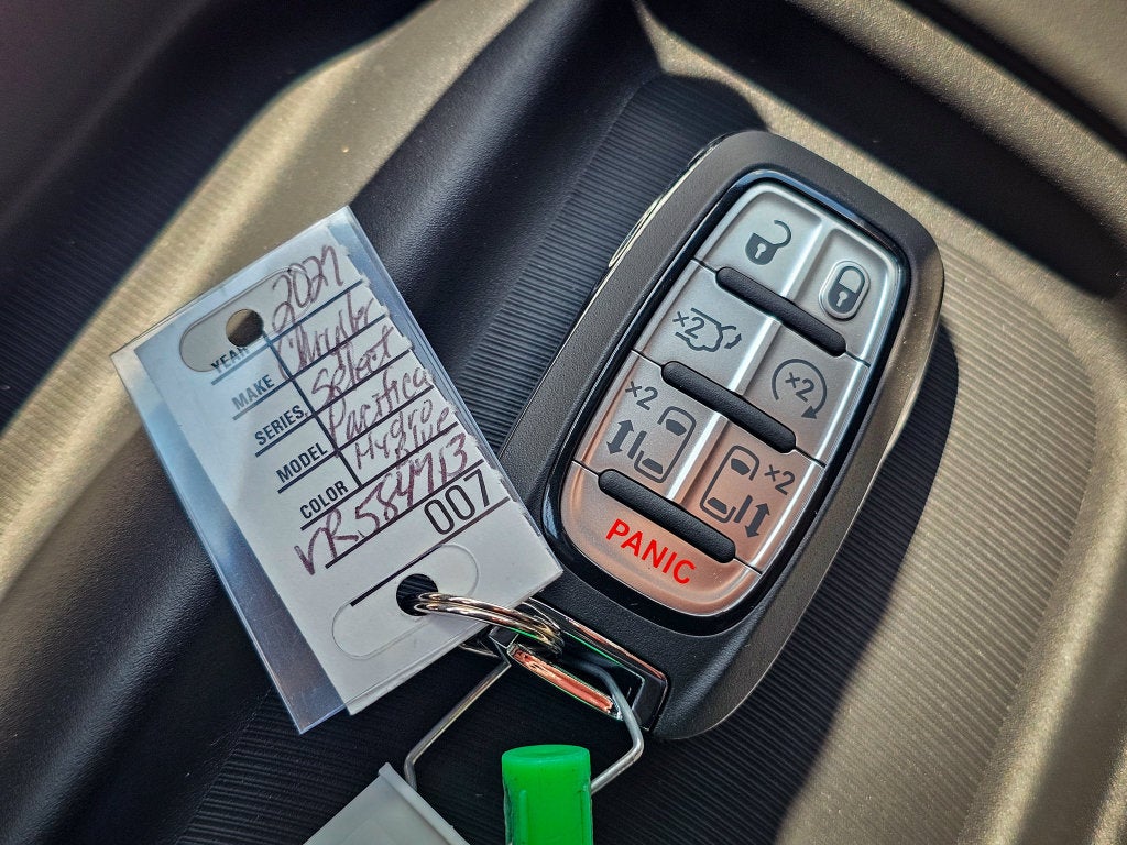 2027 Chrysler Pacifica PACIFICA SELECT
