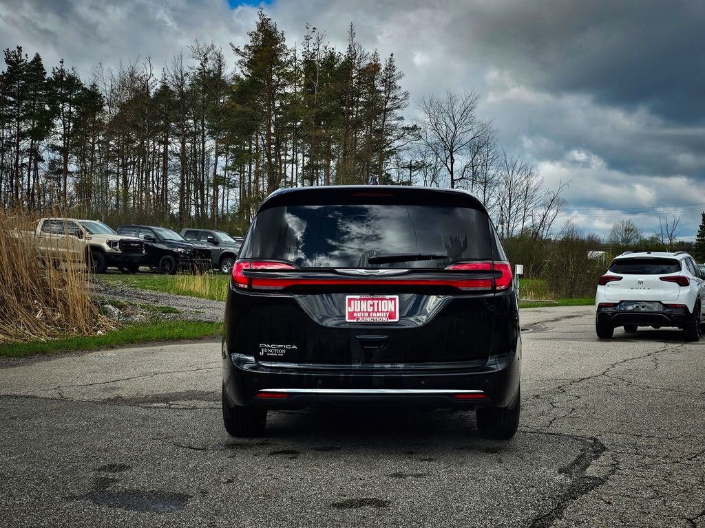 2026 Chrysler Pacifica PACIFICA SELECT