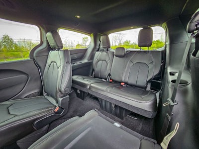 2027 Chrysler Pacifica PACIFICA SELECT