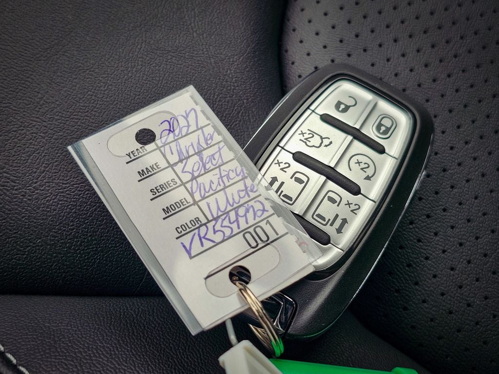 2027 Chrysler Pacifica PACIFICA SELECT