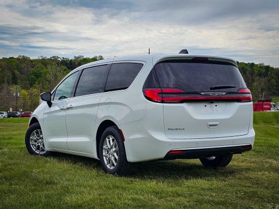 2027 Chrysler Pacifica PACIFICA SELECT