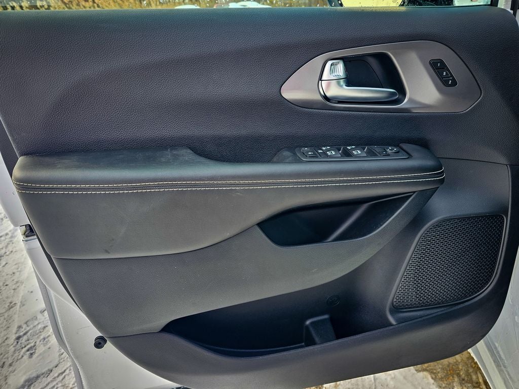 2026 Chrysler Pacifica PACIFICA SELECT