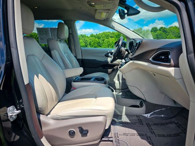 2020 Chrysler Pacifica Touring L Plus