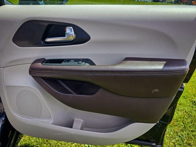 2020 Chrysler Pacifica Touring L Plus