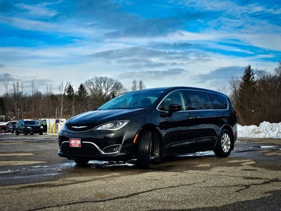 2018 Chrysler Pacifica Touring Plus