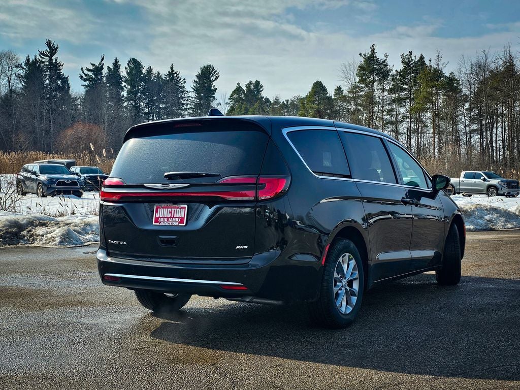 2026 Chrysler Pacifica PACIFICA SELECT AWD