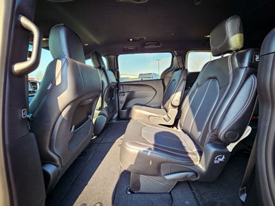 2026 Chrysler Pacifica PACIFICA SELECT AWD