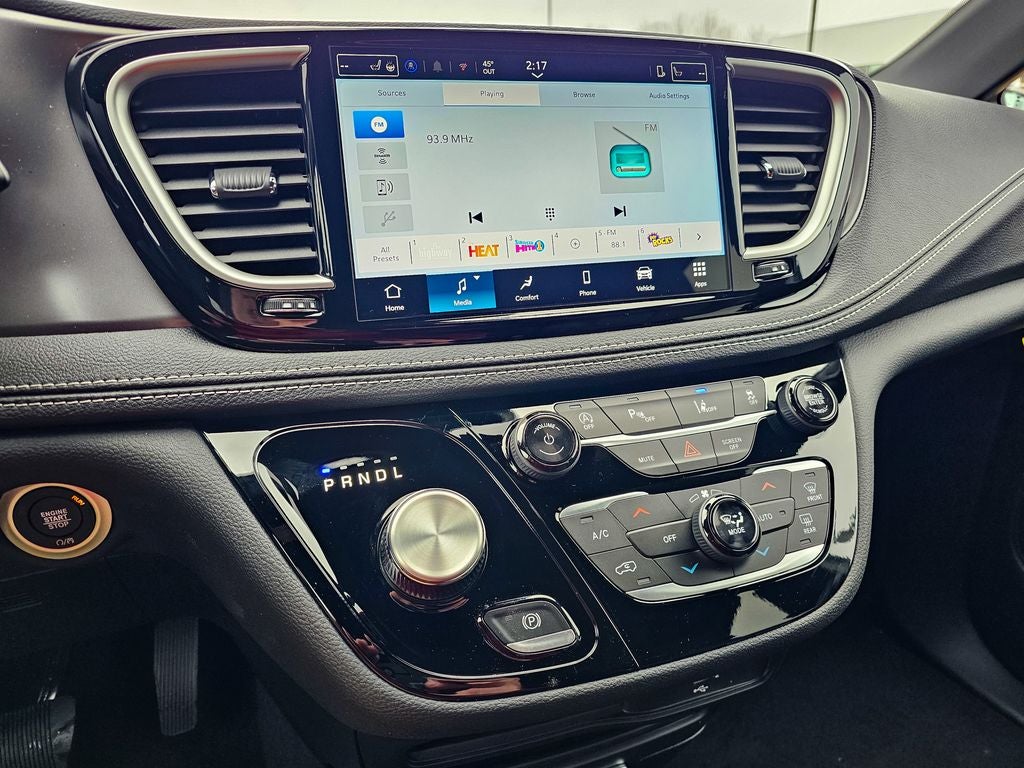 2026 Chrysler Pacifica PACIFICA SELECT AWD