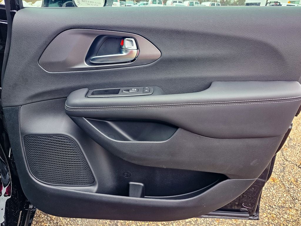 2026 Chrysler Pacifica PACIFICA SELECT AWD