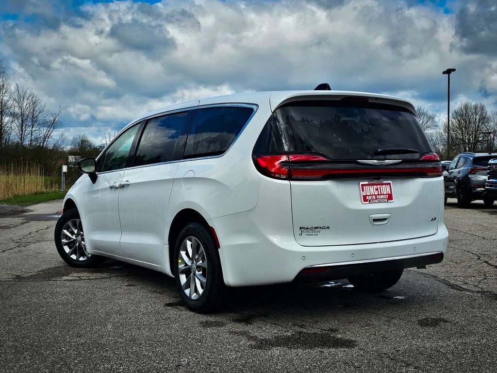 2026 Chrysler Pacifica PACIFICA SELECT AWD