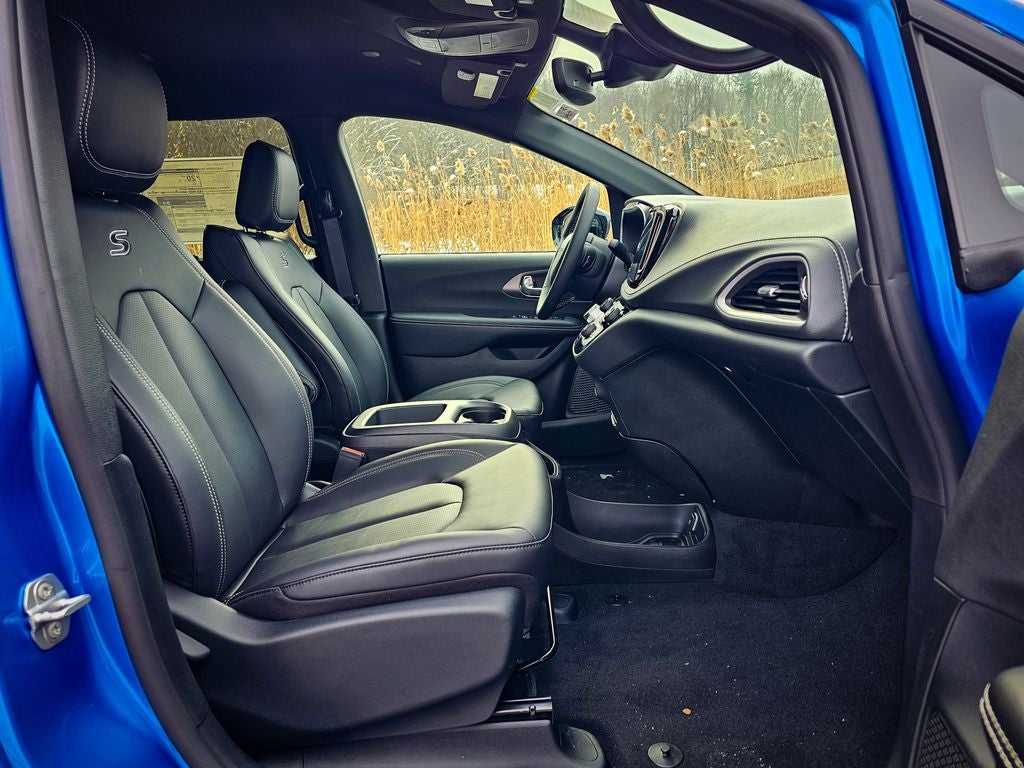 2026 Chrysler Pacifica PACIFICA SELECT AWD