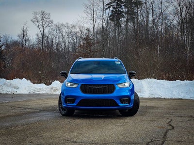 2026 Chrysler Pacifica PACIFICA SELECT AWD