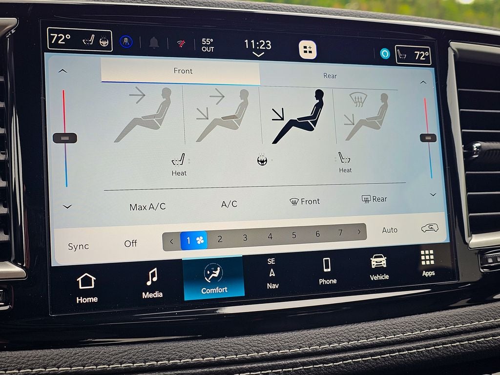 2027 Chrysler Pacifica PACIFICA SELECT AWD