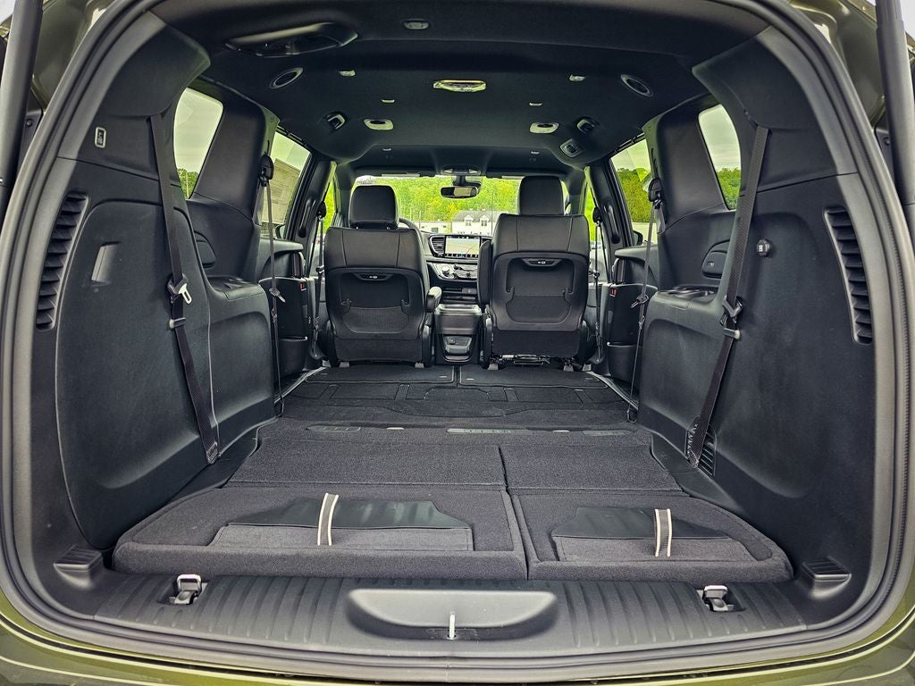 2027 Chrysler Pacifica PACIFICA SELECT AWD
