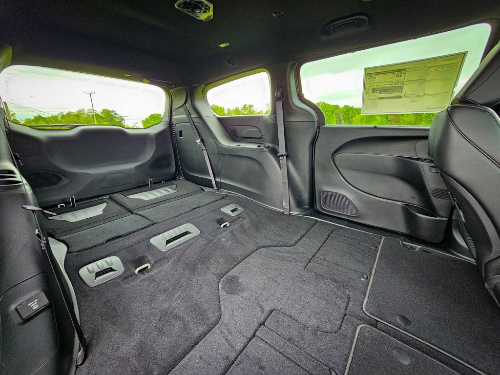 2027 Chrysler Pacifica PACIFICA SELECT AWD