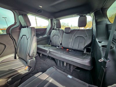 2026 Chrysler Pacifica PACIFICA SELECT AWD