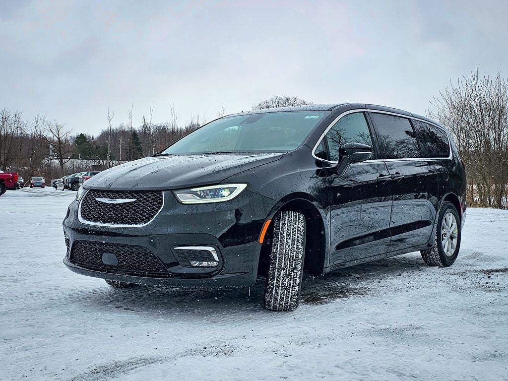 2026 Chrysler Pacifica PACIFICA SELECT AWD