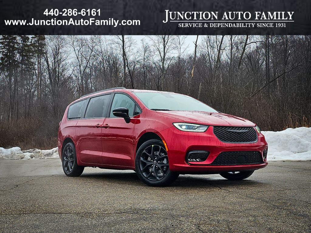 2026 Chrysler Pacifica PACIFICA LIMITED AWD