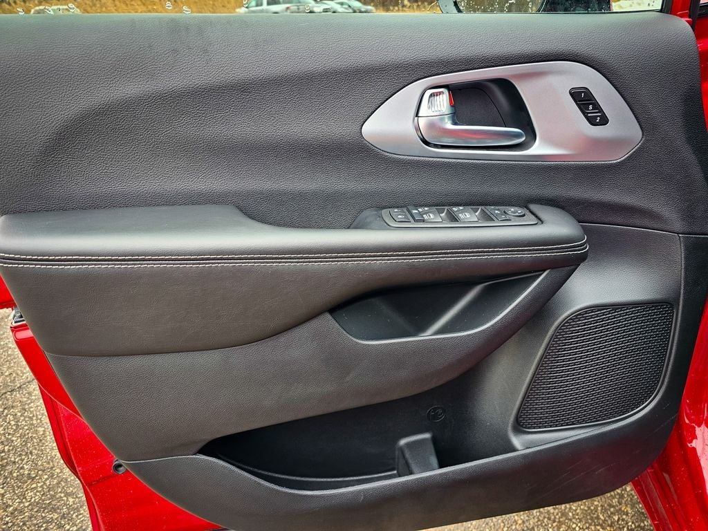 2026 Chrysler Pacifica PACIFICA LIMITED AWD