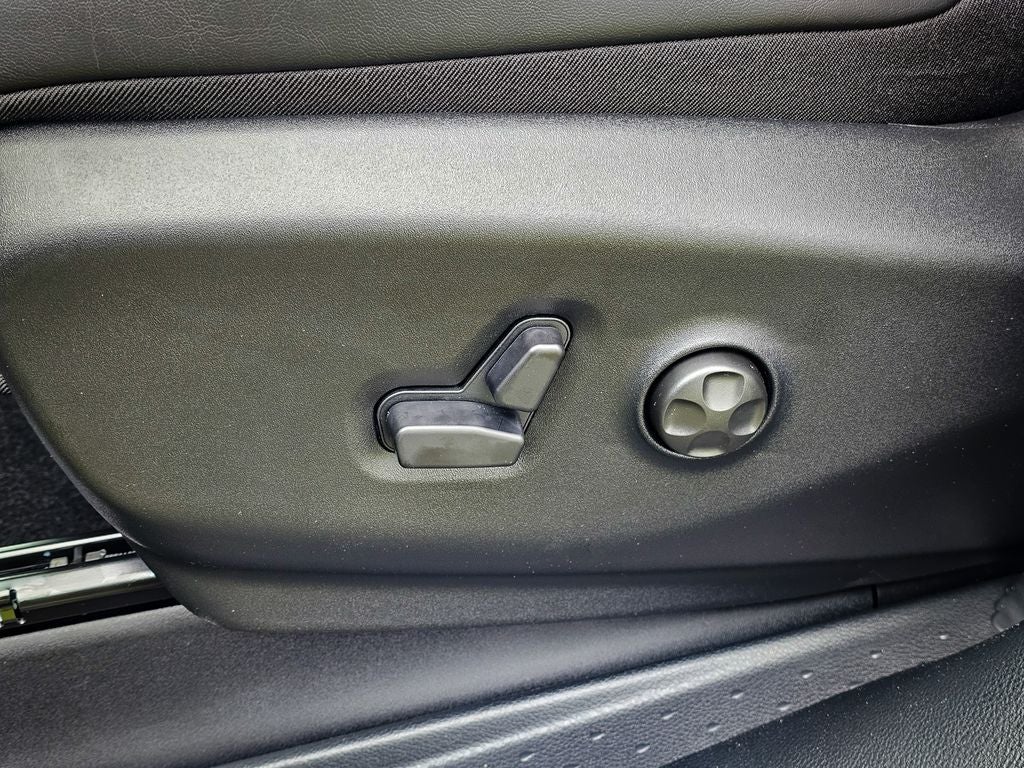 2027 Chrysler Pacifica PACIFICA LIMITED AWD