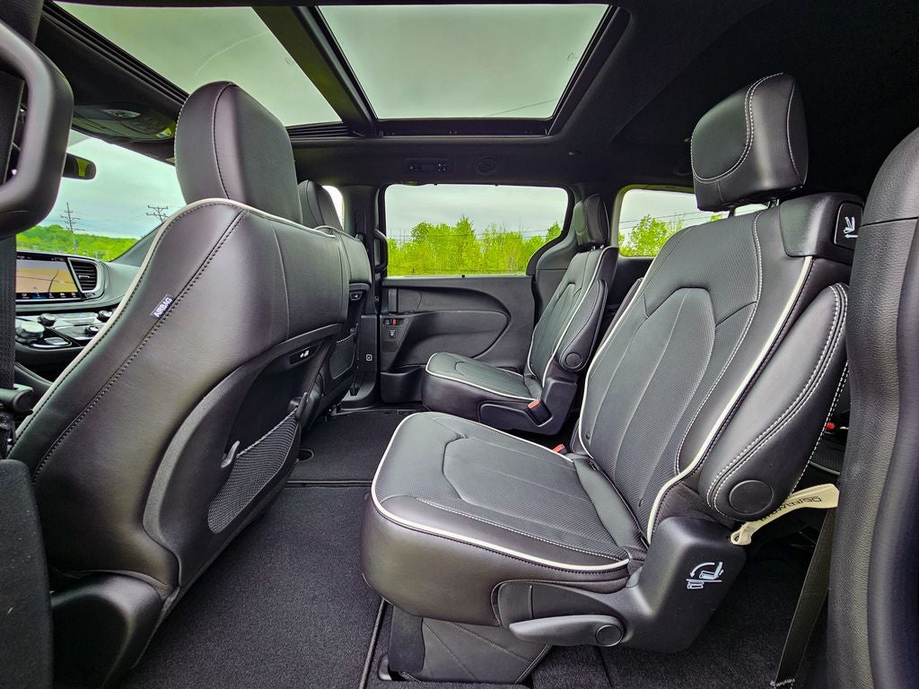 2027 Chrysler Pacifica PACIFICA LIMITED AWD