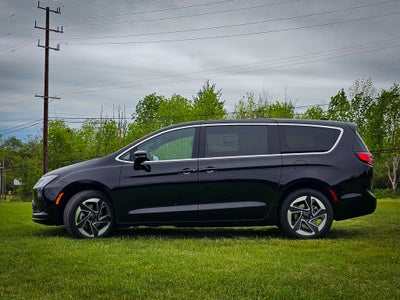 2027 Chrysler Pacifica PACIFICA LIMITED AWD
