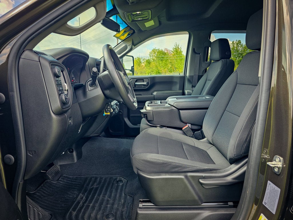 2022 Chevrolet Silverado 2500HD 4WD Crew Cab Standard Bed Custom