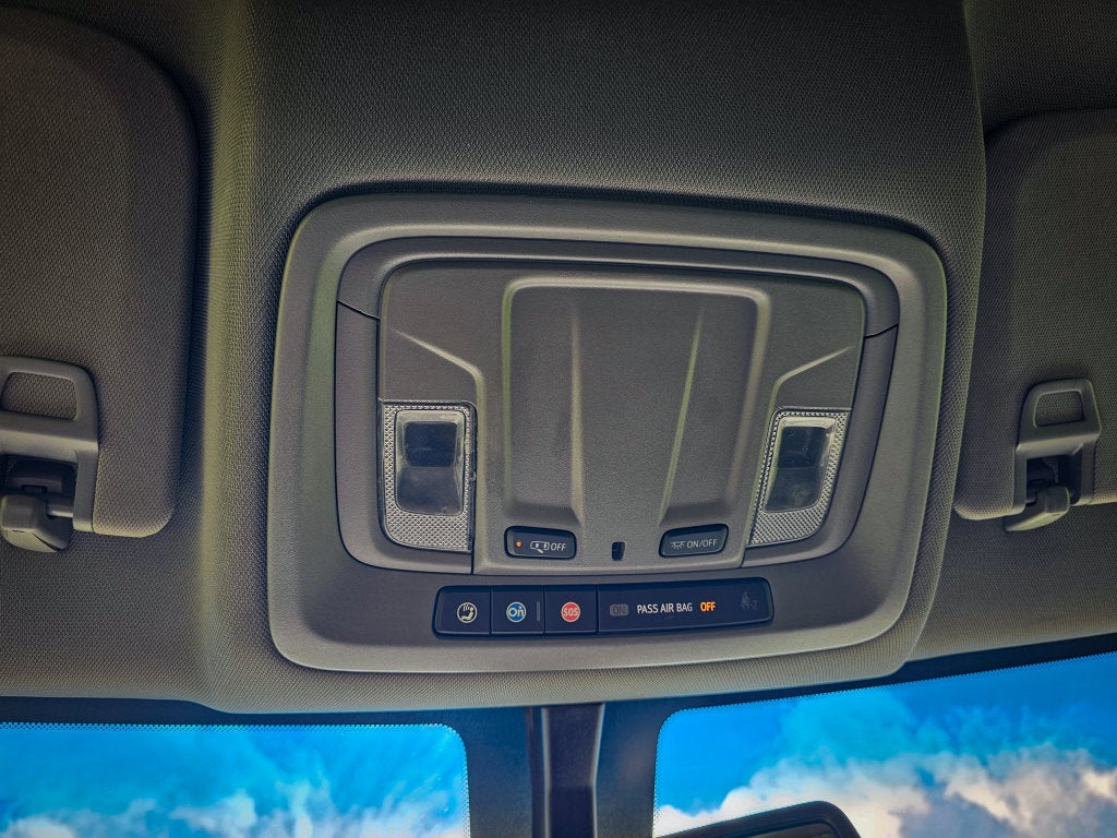 2022 Chevrolet Silverado 2500HD 4WD Crew Cab Standard Bed Custom