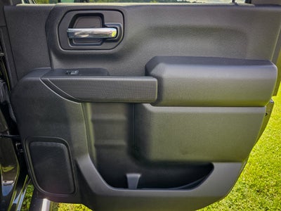 2022 Chevrolet Silverado 2500HD 4WD Crew Cab Standard Bed Custom