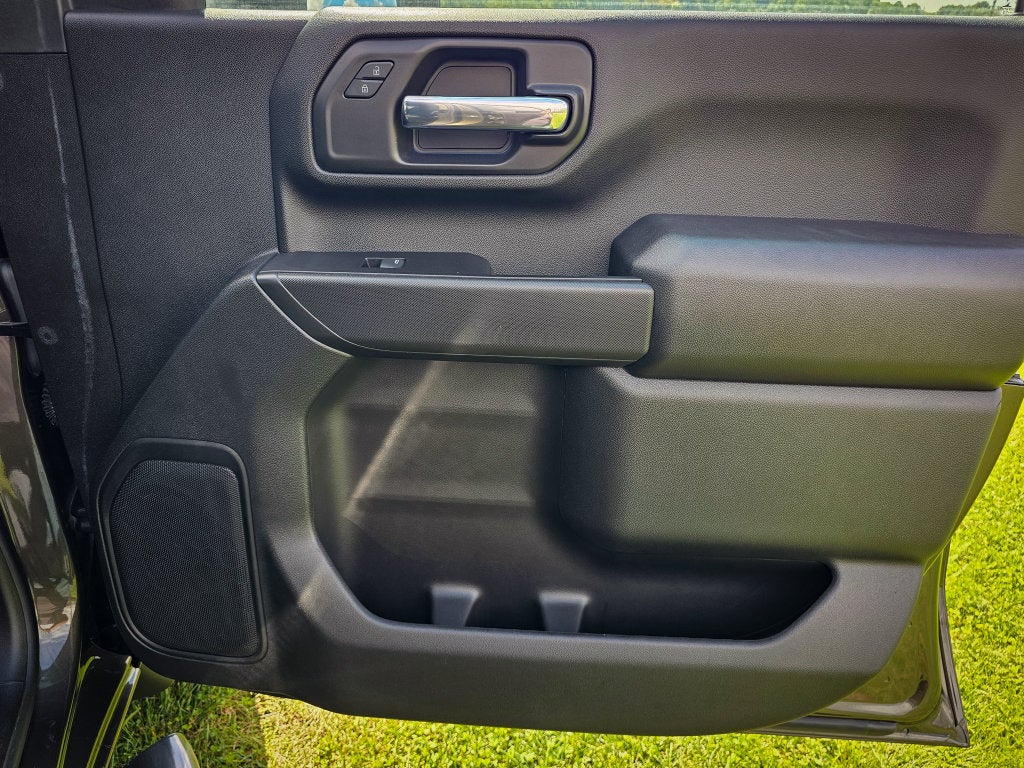 2022 Chevrolet Silverado 2500HD 4WD Crew Cab Standard Bed Custom